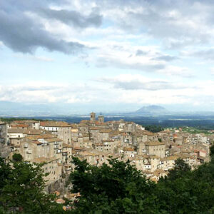 Caprarola. Il borgo.